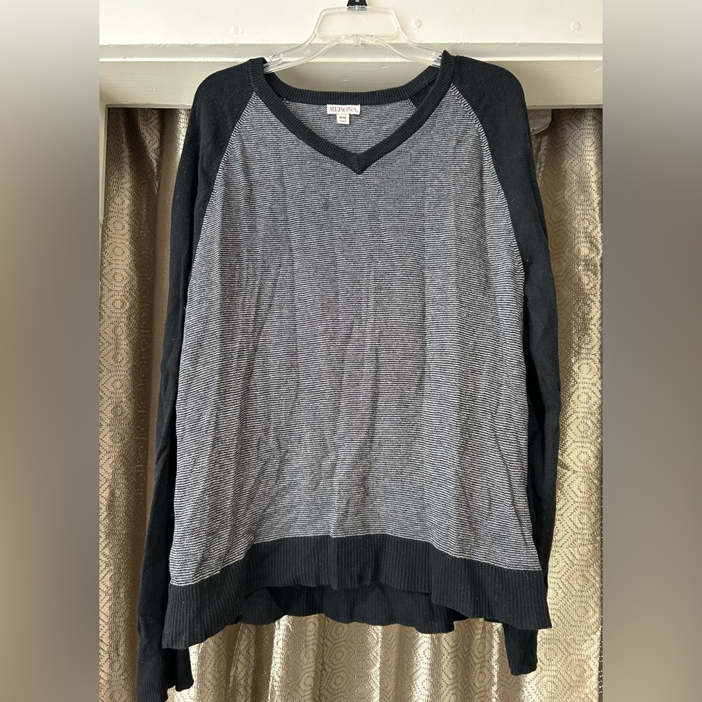 Merona v-neck sweater size.